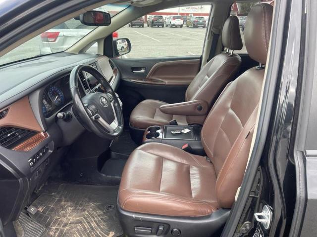 Photo 5 from auction – 2015 TOYOTA SIENNA XLE with VIN 5TDDK3DC6FS094201