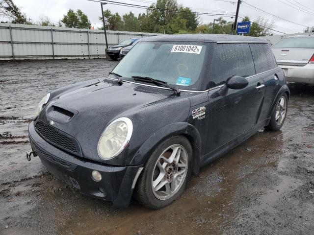 Photo 2 from auction – 2004 MINI COOPER S with VIN WMWRE33414TD83900