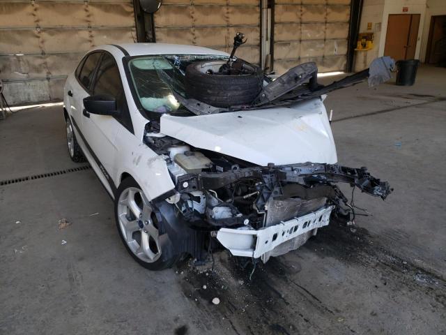FORD FOCUS S 2016 with VIN 1FADP3E21GL379677 - Photo from auction