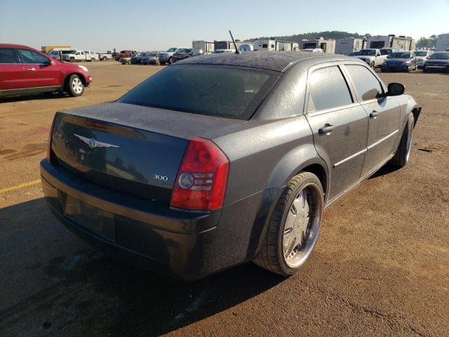 Photo 4 from auction – 2008 CHRYSLER 300 LX with VIN 2C3KA43R18H136155