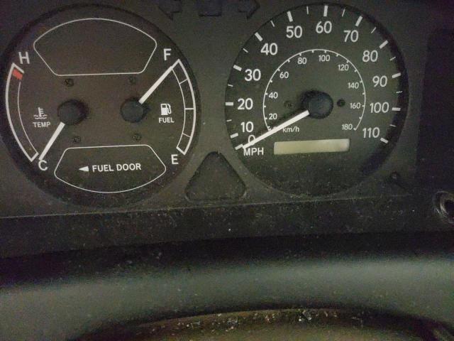 Photo 8 from auction – 2001 TOYOTA COROLLA CE with VIN 2T1BR12E91C421865