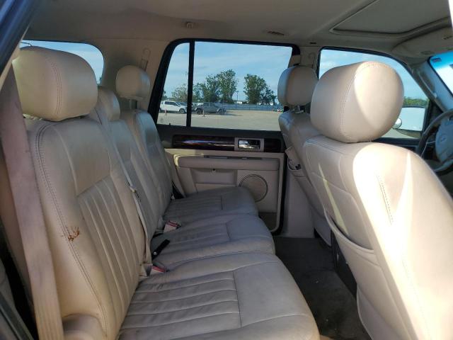 Photo 6 from auction – 2004 LINCOLN NAVIGATOR with VIN 5LMFU27R14LJ29425