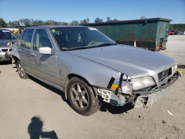 VOLVO S70 BASE 2000 with VIN YV1LS61JXY2668836 - Photo from auction