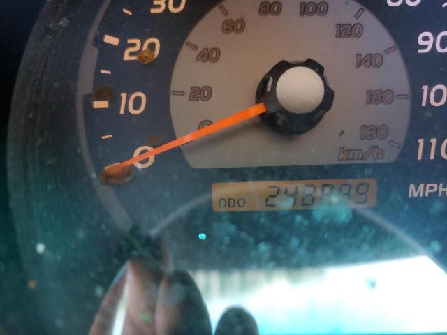 Photo 8 from auction – 2004 TOYOTA 4RUNNER SR with VIN JTEBU14RX40032130