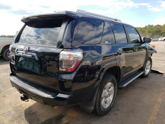 Photo 4 from auction – 2018 TOYOTA 4RUNNER SR with VIN JTEZU5JR8J5167860