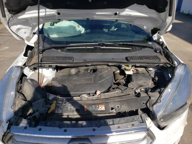 Photo 7 from auction – 2017 FORD ESCAPE SE with VIN 1FMCU9G91HUD69637