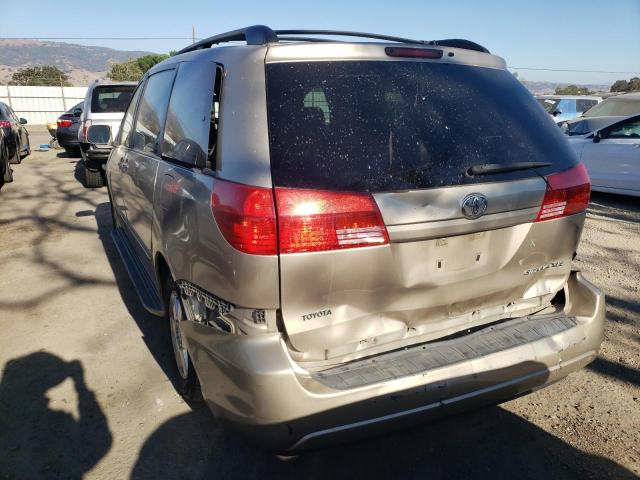 Photo 9 from auction – 2004 TOYOTA SIENNA XLE with VIN 5TDZA22C44S054427