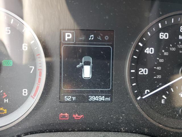 Photo 8 from auction – 2017 HYUNDAI TUCSON LIM with VIN KM8J3CA48HU420426