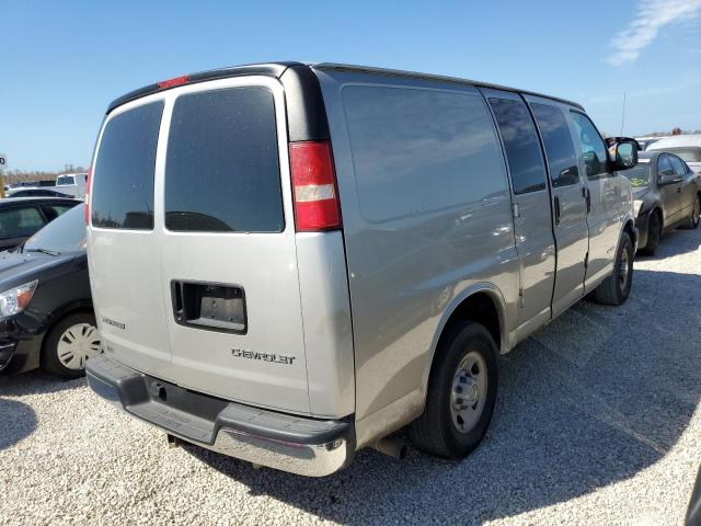 Photo 4 from auction – 2005 CHEVROLET EXPRESS G2 with VIN 1GCGG25V451207292