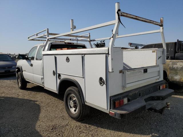 Photo 3 from auction – 2004 CHEVROLET SILVERADO with VIN 1GBHC29U04E274940