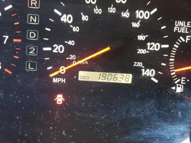 Photo 8 from auction – 2000 LEXUS ES 300 with VIN JT8BF28G6Y5074993