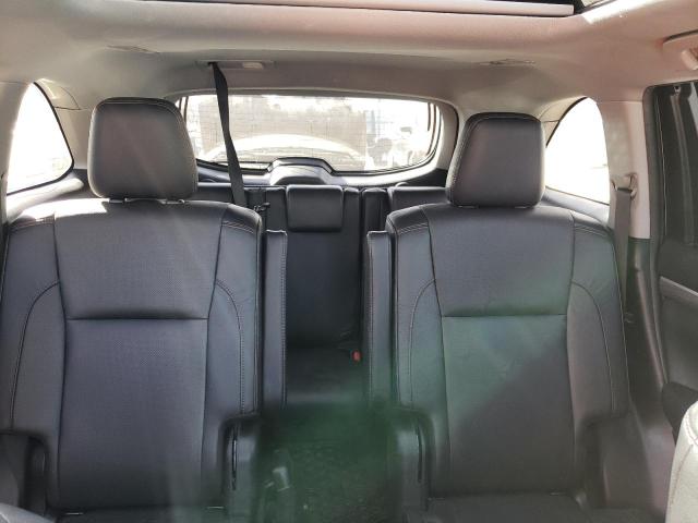 Photo 6 from auction – 2019 TOYOTA HIGHLANDER with VIN 5TDDGRFH2KS065995