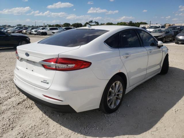Photo 4 from auction – 2019 FORD FUSION SE with VIN 3FA6P0LU8KR121856