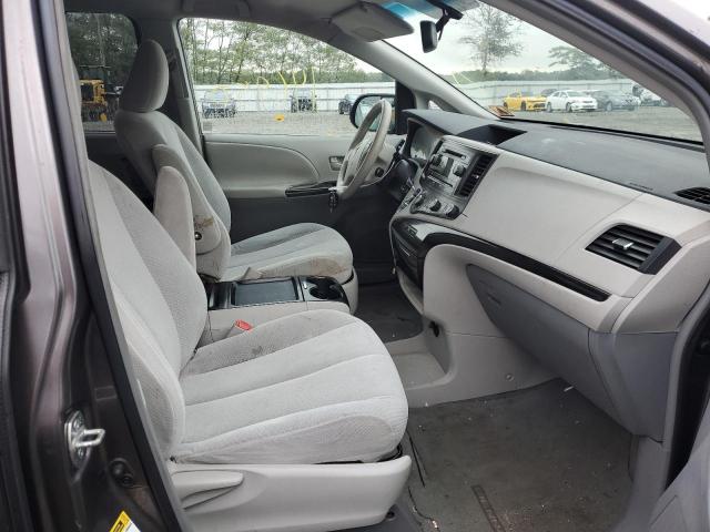 Photo 5 from auction – 2011 TOYOTA SIENNA LE with VIN 5TDKK3DC6BS008502