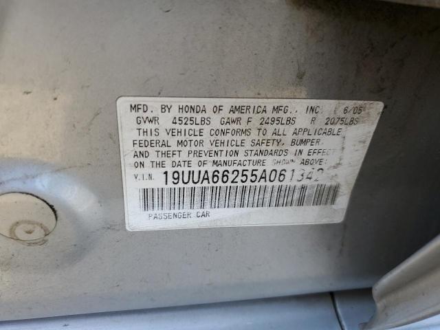 Photo 10 from auction – 2005 ACURA TL with VIN 19UUA66255A061342
