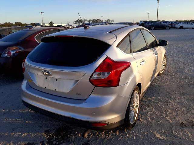 Photo 4 from auction – 2012 FORD FOCUS SEL with VIN 1FAHP3M28CL358418