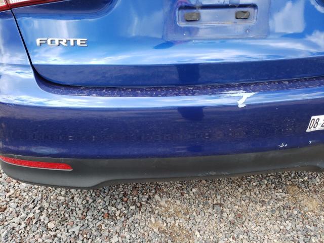 Photo 9 from auction – 2017 KIA FORTE LX with VIN 3KPFK4A70HE104644