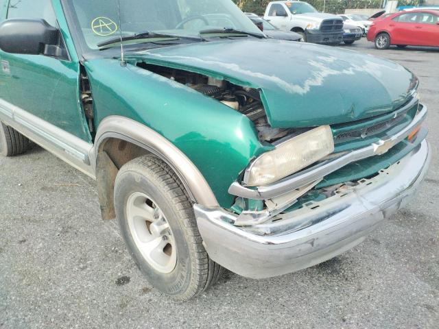 Photo 9 from auction – 2000 CHEVROLET BLAZER with VIN 1GNCS13W3Y2269808