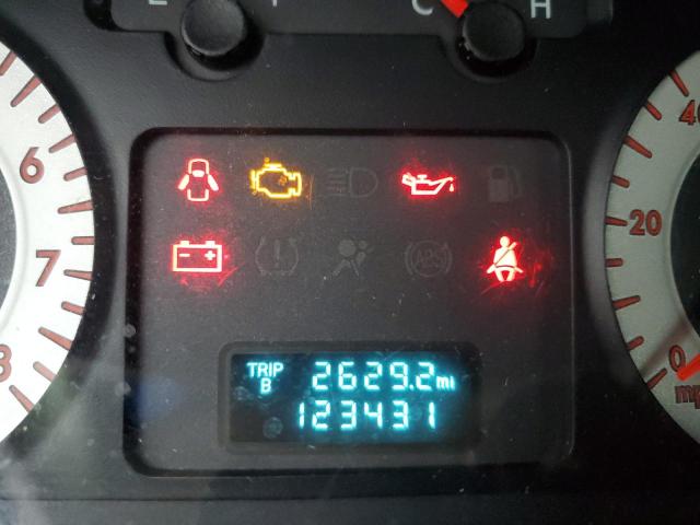 Photo 8 from auction – 2008 MAZDA TRIBUTE I with VIN 4F2CZ02Z78KM22619