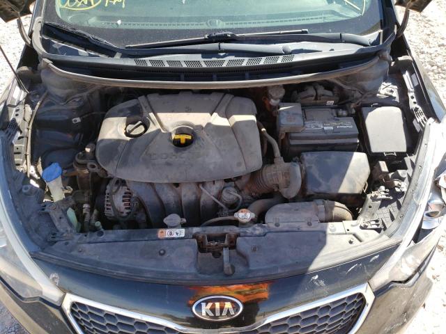 Photo 7 from auction – 2016 KIA FORTE LX with VIN KNAFX4A64G5501256