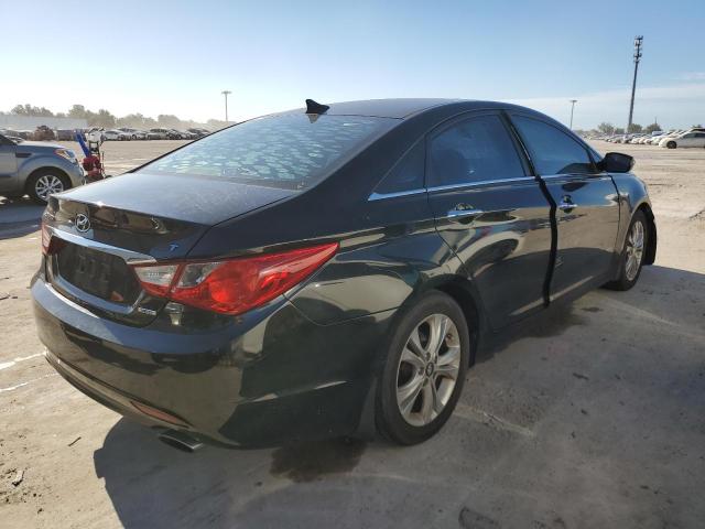 Photo 4 from auction – 2011 HYUNDAI SONATA SE with VIN 5NPEC4AB5BH308579