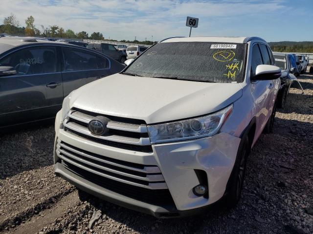 Photo 2 from auction – 2019 TOYOTA HIGHLANDER with VIN 5TDKZRFH7KS562218