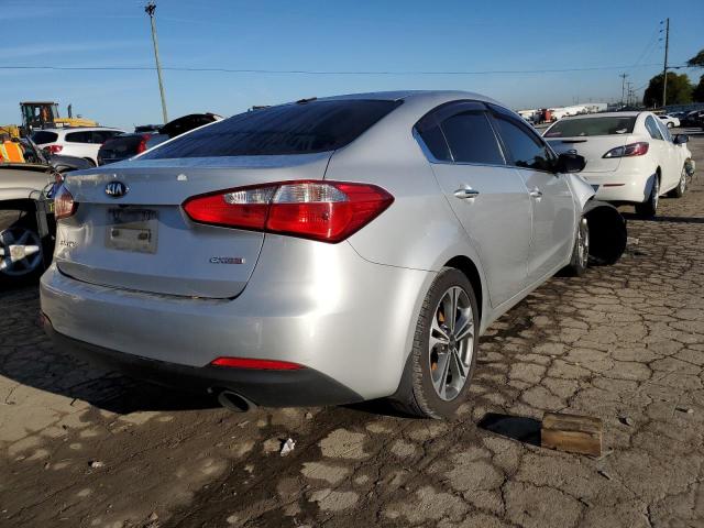 Photo 4 from auction – 2016 KIA FORTE EX with VIN KNAFX4A8XG5523456