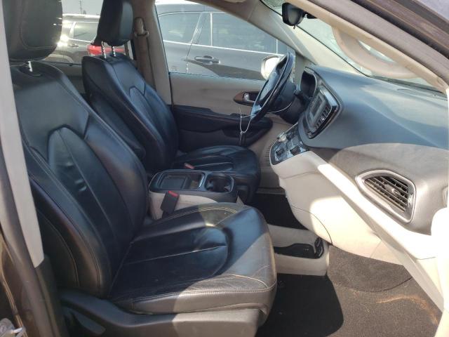 Photo 5 from auction – 2017 CHRYSLER PACIFICA T with VIN 2C4RC1BG8HR642367