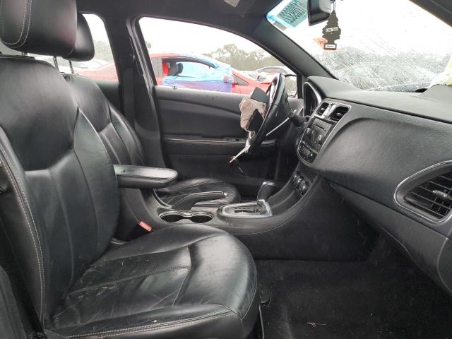 Photo 5 from auction – 2013 CHRYSLER 200 LIMITE with VIN 1C3CCBCG2DN585783