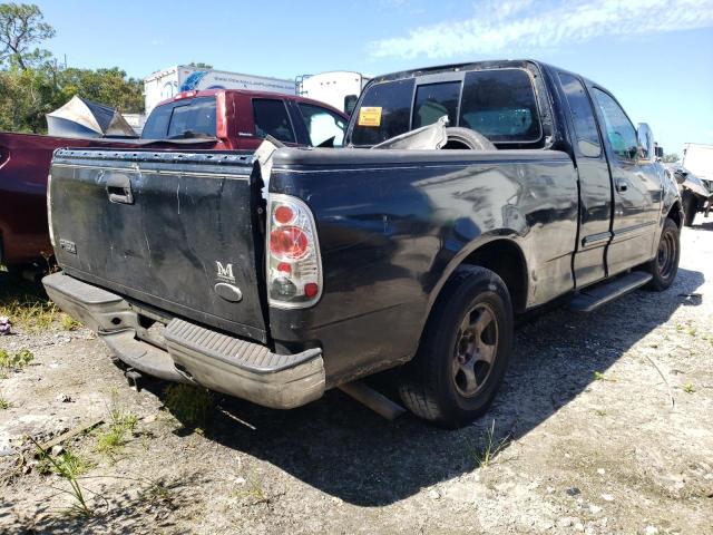 Photo 4 from auction – 2000 FORD F150 with VIN 1FTRX17W2YNC37736