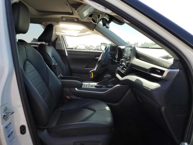 صورة رقم 5 من المزاد - 2021 TOYOTA HIGHLANDER مع VIN 5TDGBRCH9MS025884