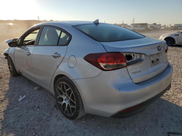 Photo 3 from auction – 2017 KIA FORTE LX with VIN 3KPFK4A75HE036910
