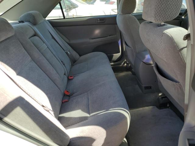 Photo 6 from auction – 2004 TOYOTA CAMRY LE with VIN 4T1BE32KX4U839061