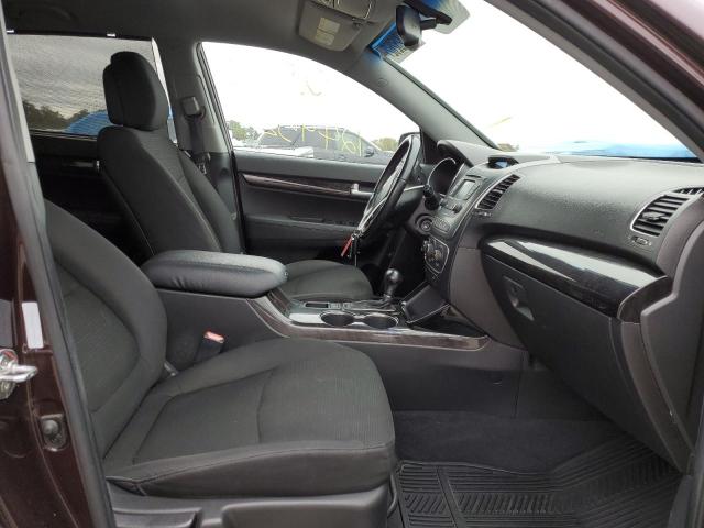 Photo 5 from auction – 2014 KIA SORENTO LX with VIN 5XYKT3A67EG440612