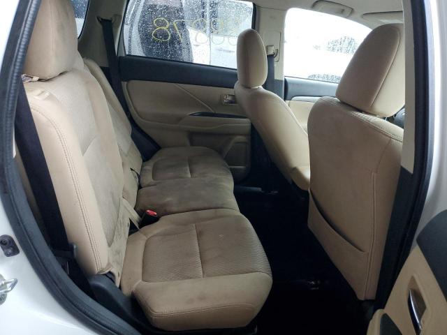 Photo 6 from auction – 2016 MITSUBISHI OUTLANDER with VIN JA4AZ3A39GZ015634