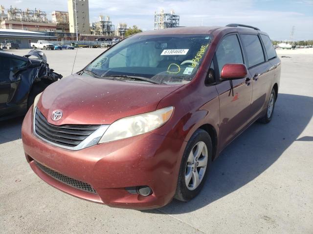 Photo 2 from auction – 2013 TOYOTA SIENNA LE with VIN 5TDKK3DC5DS339302