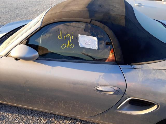 Photo 9 from auction – 2000 PORSCHE BOXSTER with VIN WP0CA2984YU621065