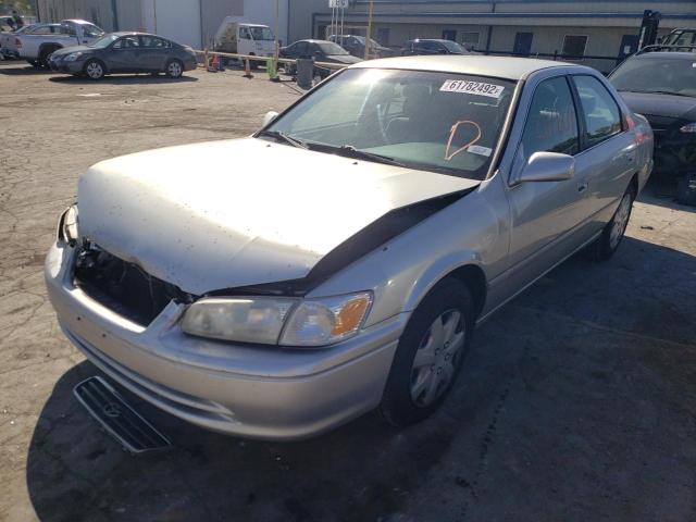 Photo 2 from auction – 2000 TOYOTA CAMRY CE with VIN JT2BG22K8Y0444939