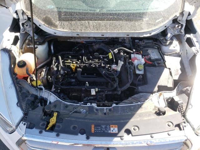 Photo 7 from auction – 2017 FORD ESCAPE SE with VIN 1FMCU9GD7HUD41653