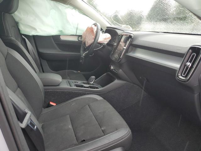 Photo 5 from auction – 2020 VOLVO XC40 T5 MO with VIN YV4162UK2L2279211
