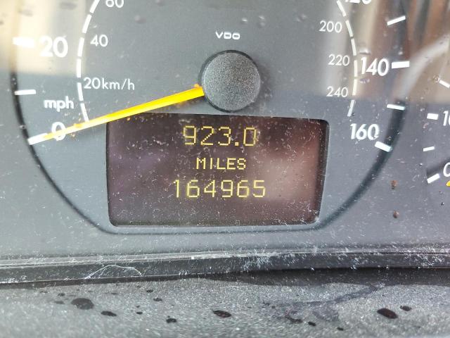 Photo 8 from auction – 2001 MERCEDES-BENZ E 320 with VIN WDBJF65J01B351051