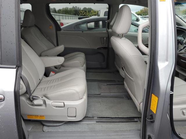Photo 6 from auction – 2013 TOYOTA SIENNA XLE with VIN 5TDDK3DC9DS054787