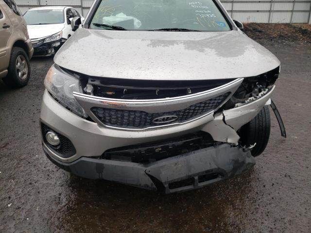 Photo 9 from auction – 2013 KIA SORENTO with VIN 5XYKT3A61DG311425