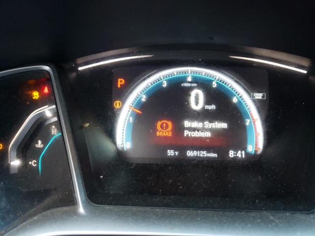 Photo 8 from auction – 2018 HONDA CIVIC EX with VIN 2HGFC2F73JH611012