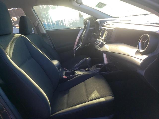 Photo 5 from auction – 2017 TOYOTA RAV4 LE with VIN JTMZFREV6HJ145600