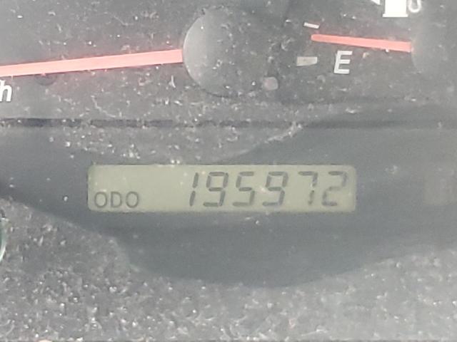 Photo 8 from auction – 2002 TOYOTA CAMRY LE with VIN 4T1BE32K12U575211