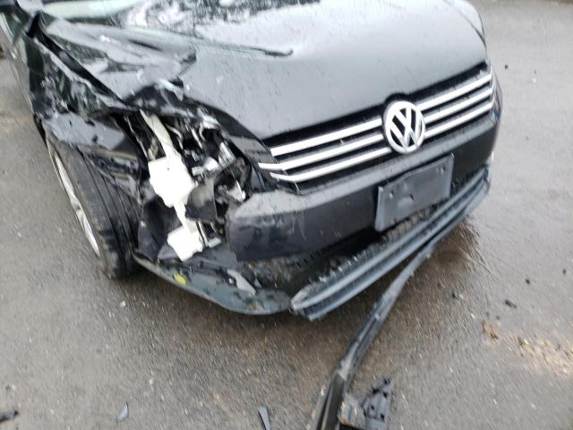 Photo 9 from auction – 2015 VOLKSWAGEN PASSAT S with VIN 1VWAT7A3XFC040717