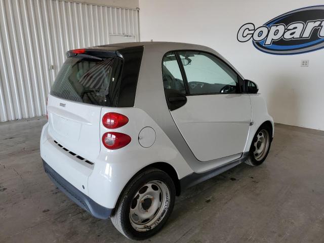 Photo 4 from auction – 2014 SMART FORTWO PUR with VIN WMEEJ3BA3EK734753