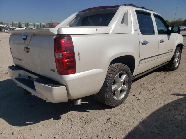 Photo 4 from auction – 2011 CHEVROLET AVALANCHE with VIN 3GNTKGE39BG142114