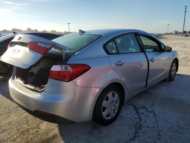 Photo 4 from auction – 2016 KIA FORTE LX with VIN KNAFK4A62G5589741